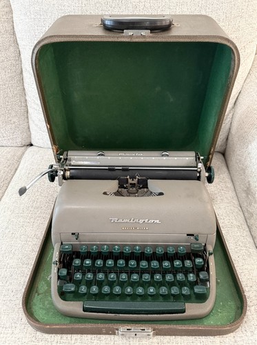 Vintage 1950s remington office - remington,